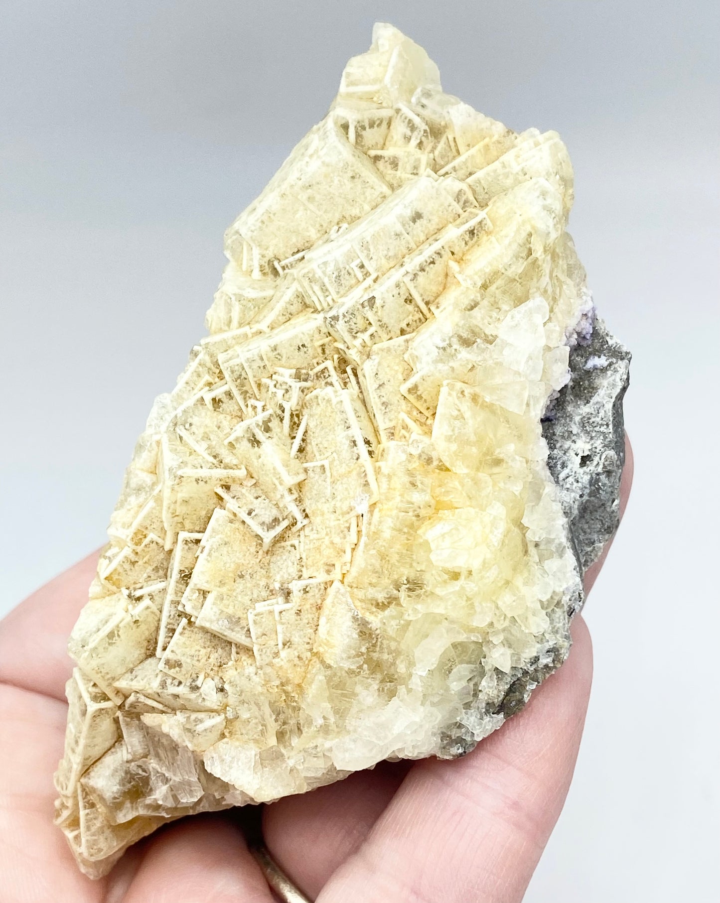 #1 Rare One Location Derbyshire Cream Edge Fluorite Large Specimen From Pindale Quarry, Castelton, Derbyshire, U.K. 🇬🇧 (Independently ⛏️ Mined)