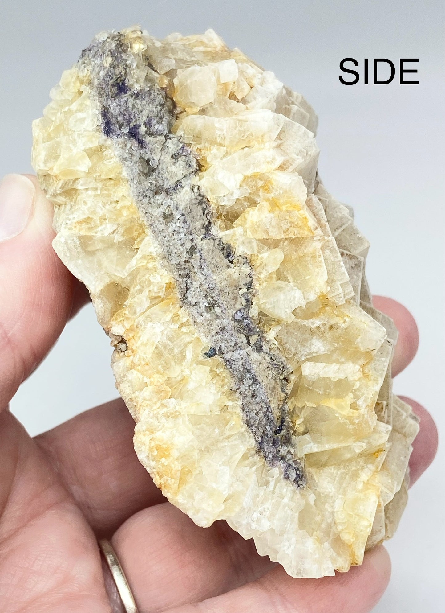 #5 Rare, One Location Derbyshire Cream Edge Fluorite Large Specimen From Pindale Quarry, Castelton, Derbyshire, U.K. 🇬🇧 (Independently ⛏️ Mined)