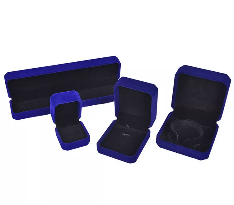 Blue and Black Velvet Gift Boxes: Ring, Pendant & Bracelet